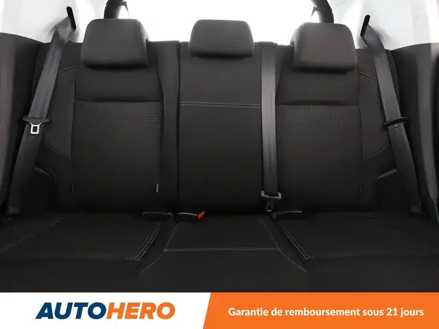 Peugeot 208 view 15