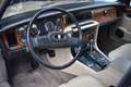 Jaguar XJ12 Vanden Plas Gold - thumbnail 16
