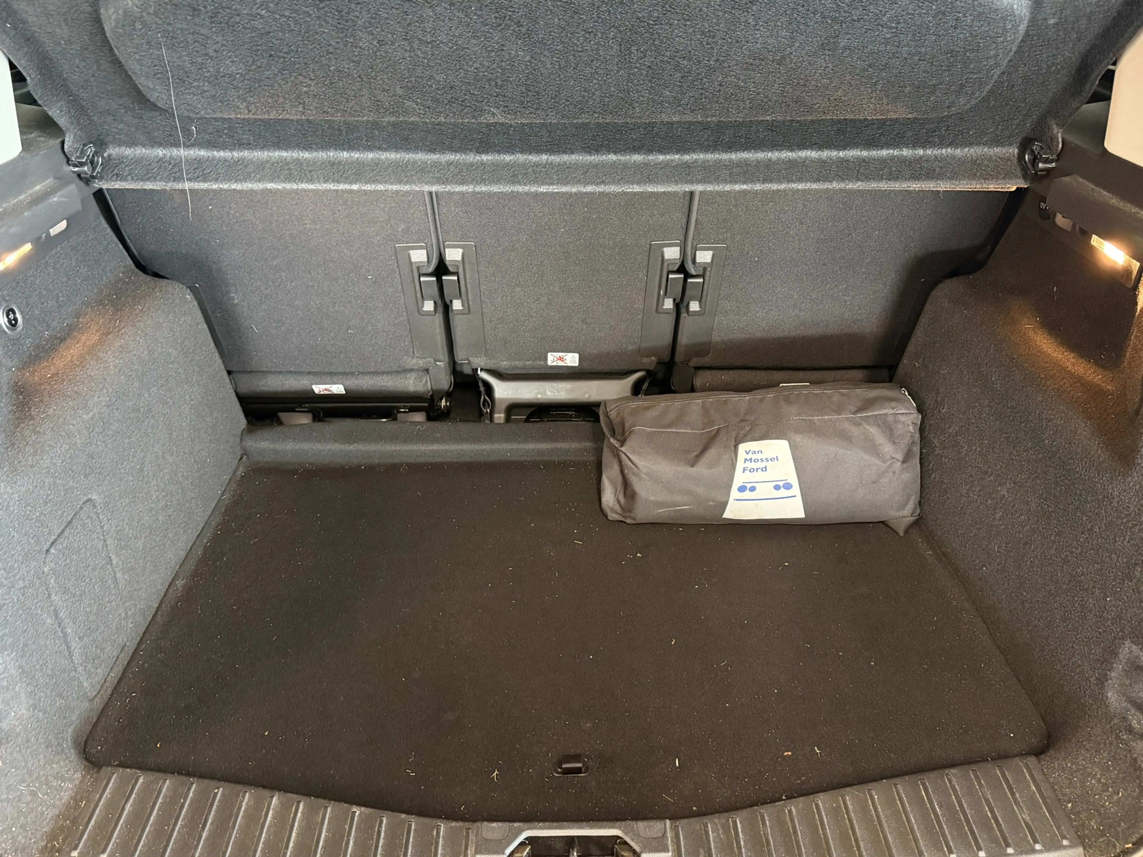 Ford C-Max 1.5 Titanium Automaat | Lage KM NAP | Navi | PDC | — photo 13
