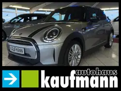 Mini Cooper 1,5 CAMDEN LEDER NAVI LED SHZ TEMPOMAT 17"