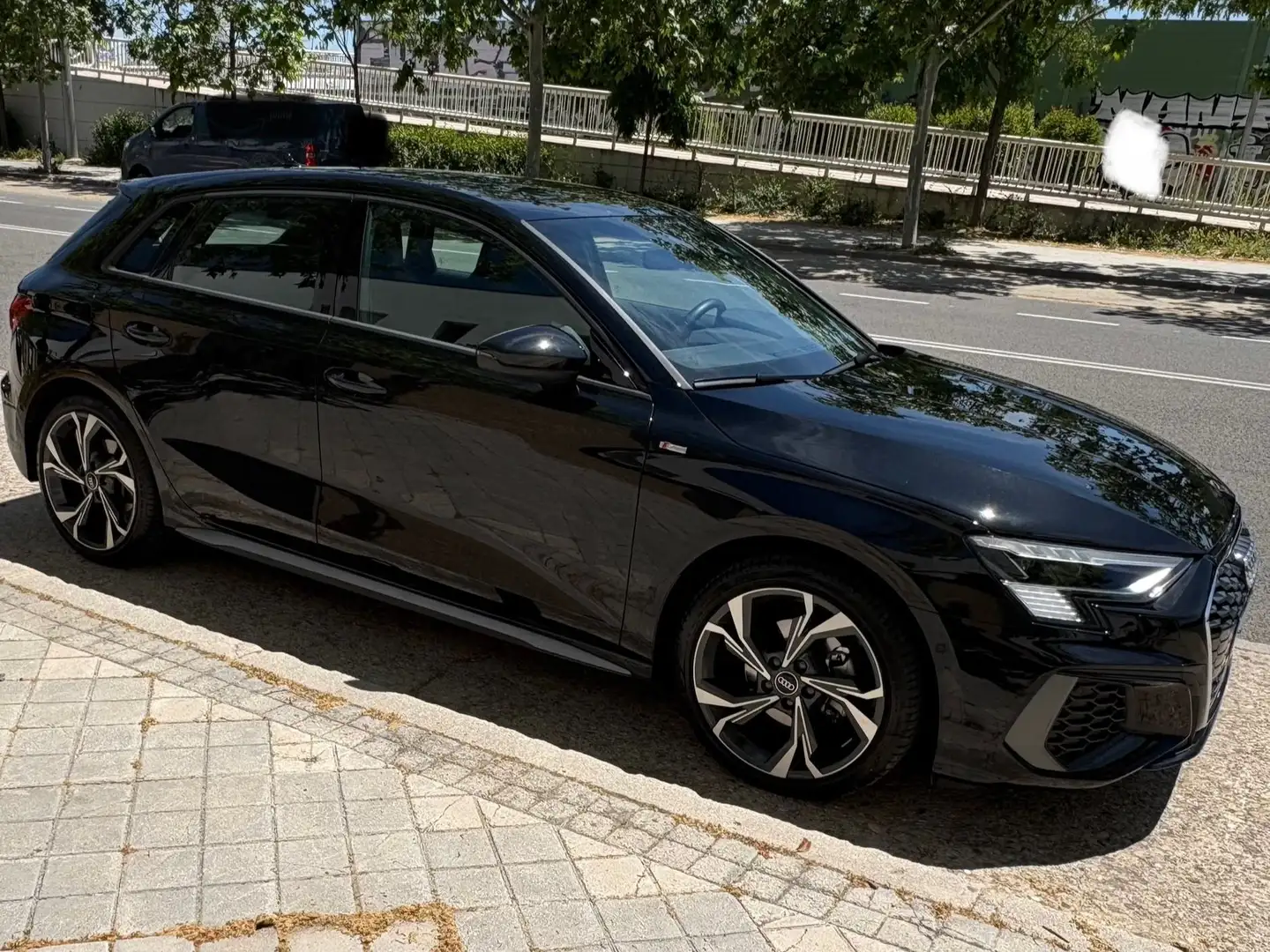 Audi A3 A3 Sportback 35 TFSI Genuine S tronic Genuine Negro - 1
