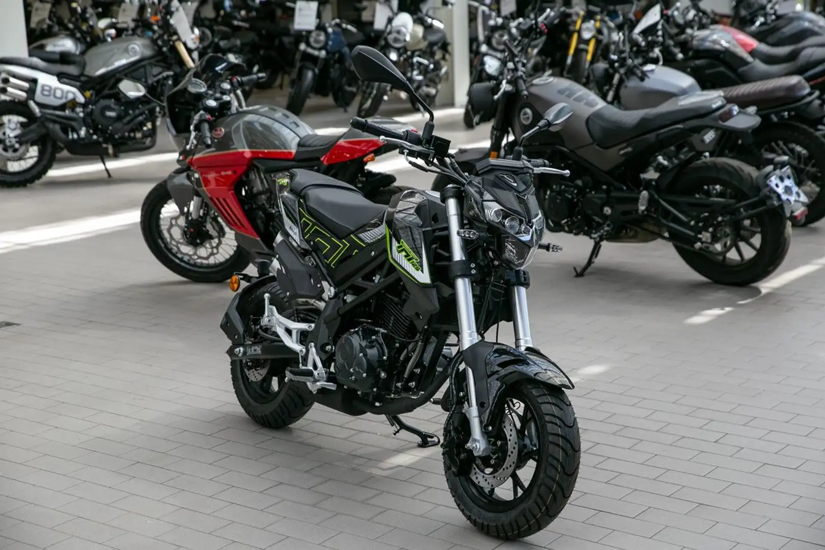 Benelli TNT 125 Tornado Naked, sofort lieferbar Noir - 2
