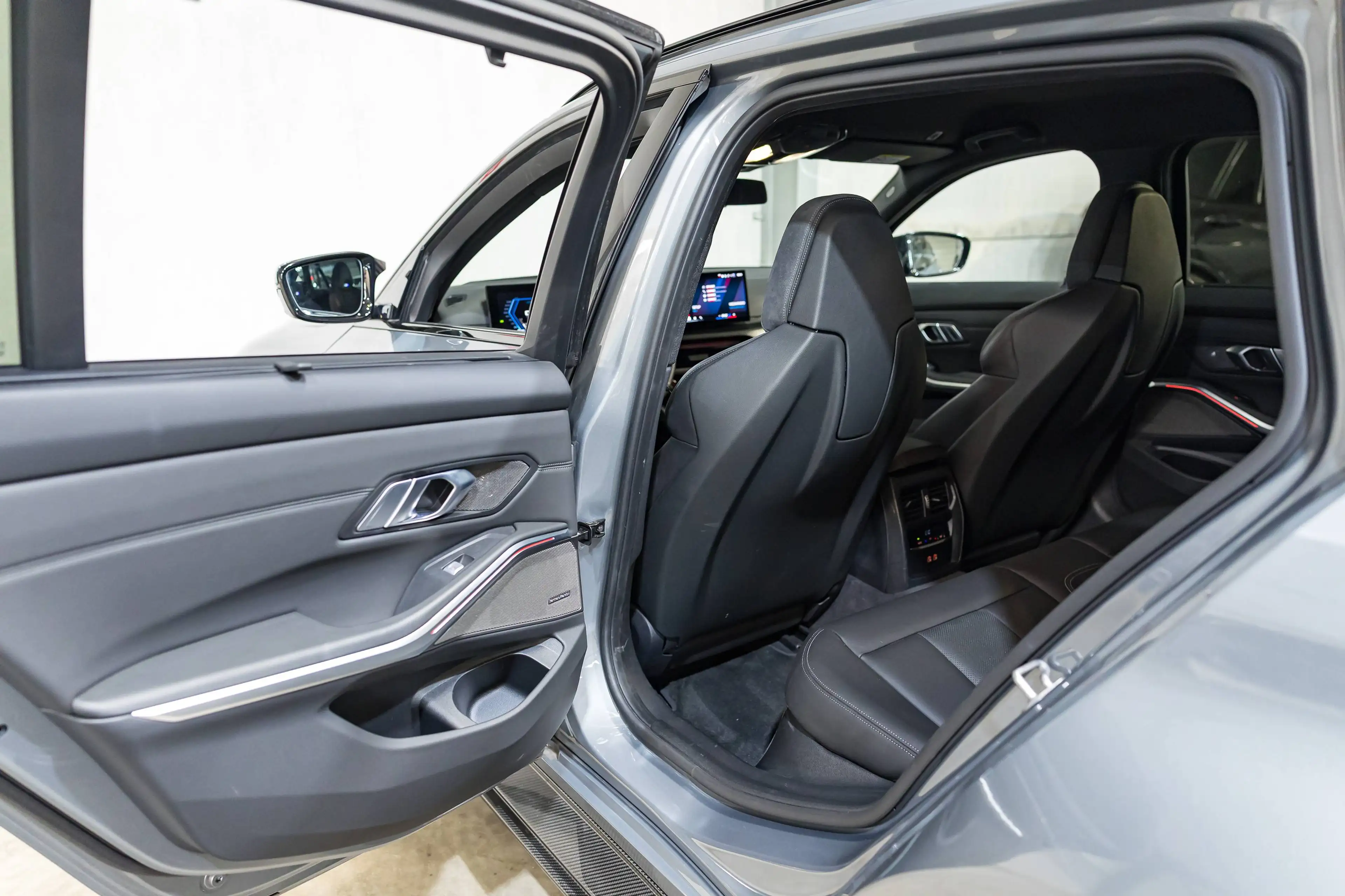 BMW M3 TOURING COMP - 100% BTW | LICHTE VRACHT | CARBON PAKKET | ACC | 360CAM | ADPT LED | MDRIVE PRO — photo 14