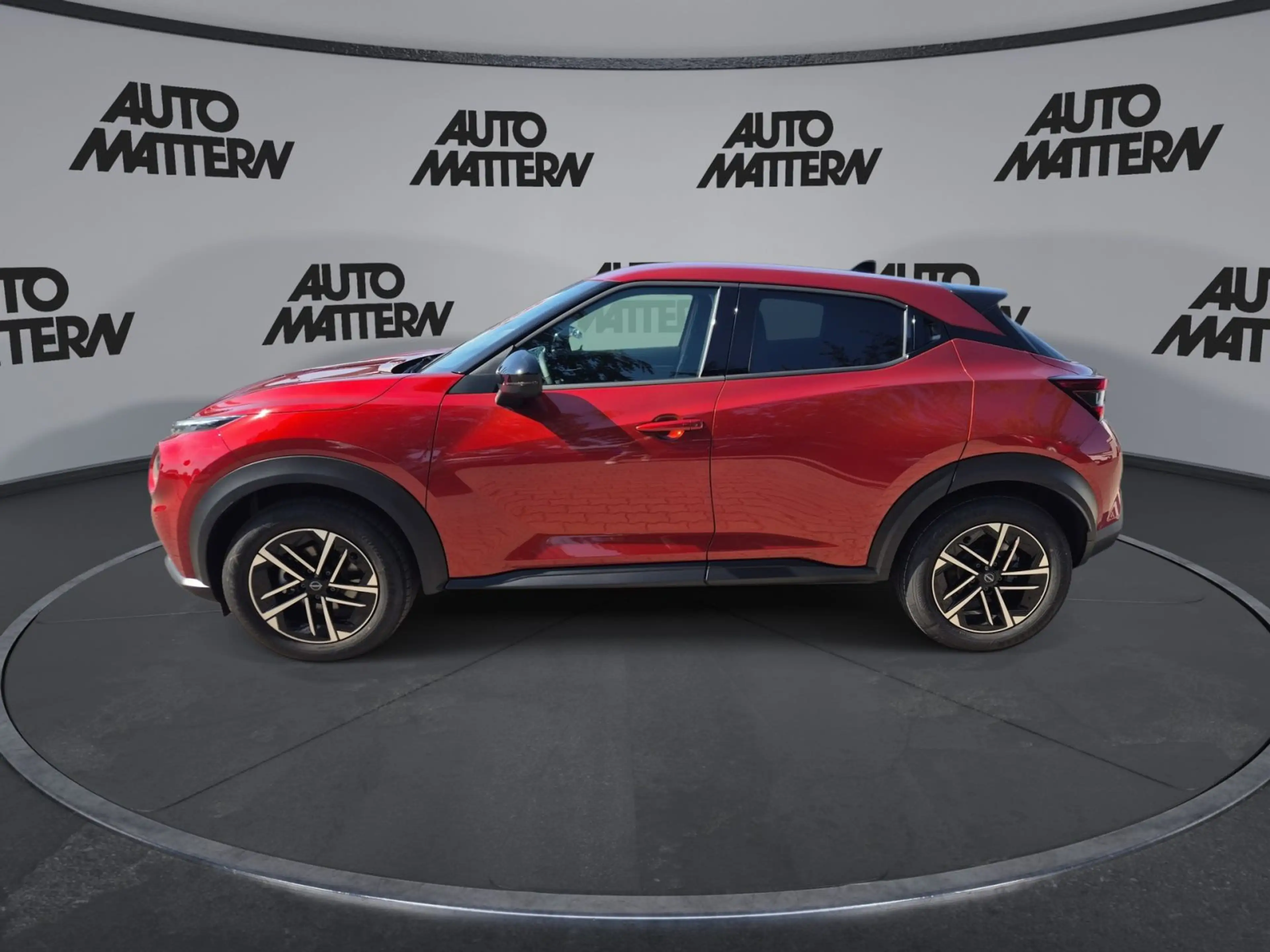 Nissan Juke 1.6 Hybrid N-Connecta Hybrid — photo 5