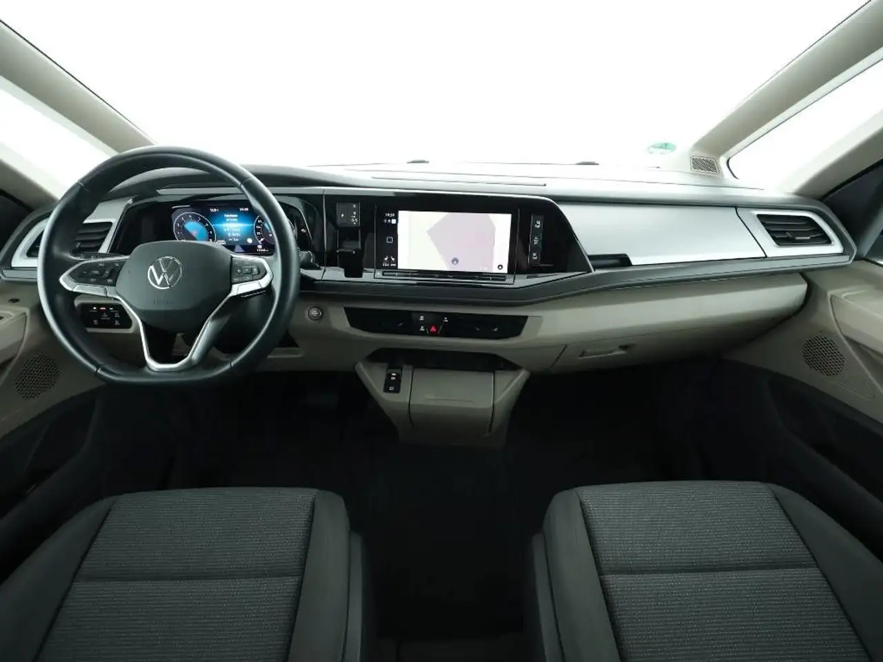 Volkswagen T7 Multivan Basis AHK RFK Tempo 7S 3-Z SHZ STHZ 4