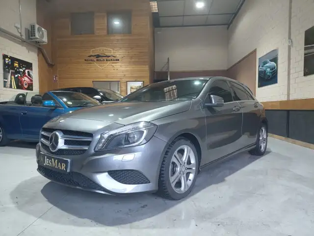Mercedes-Benz A 200 200CDI BE Urban 7G-DCT