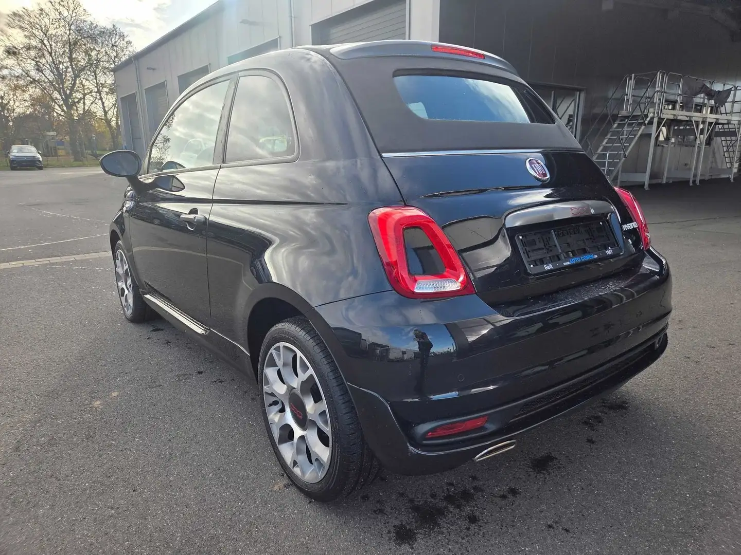 Fiat 500C MY21 1.0 GSE Hybrid SPORT 51kW TechP. NAV Noir - 2
