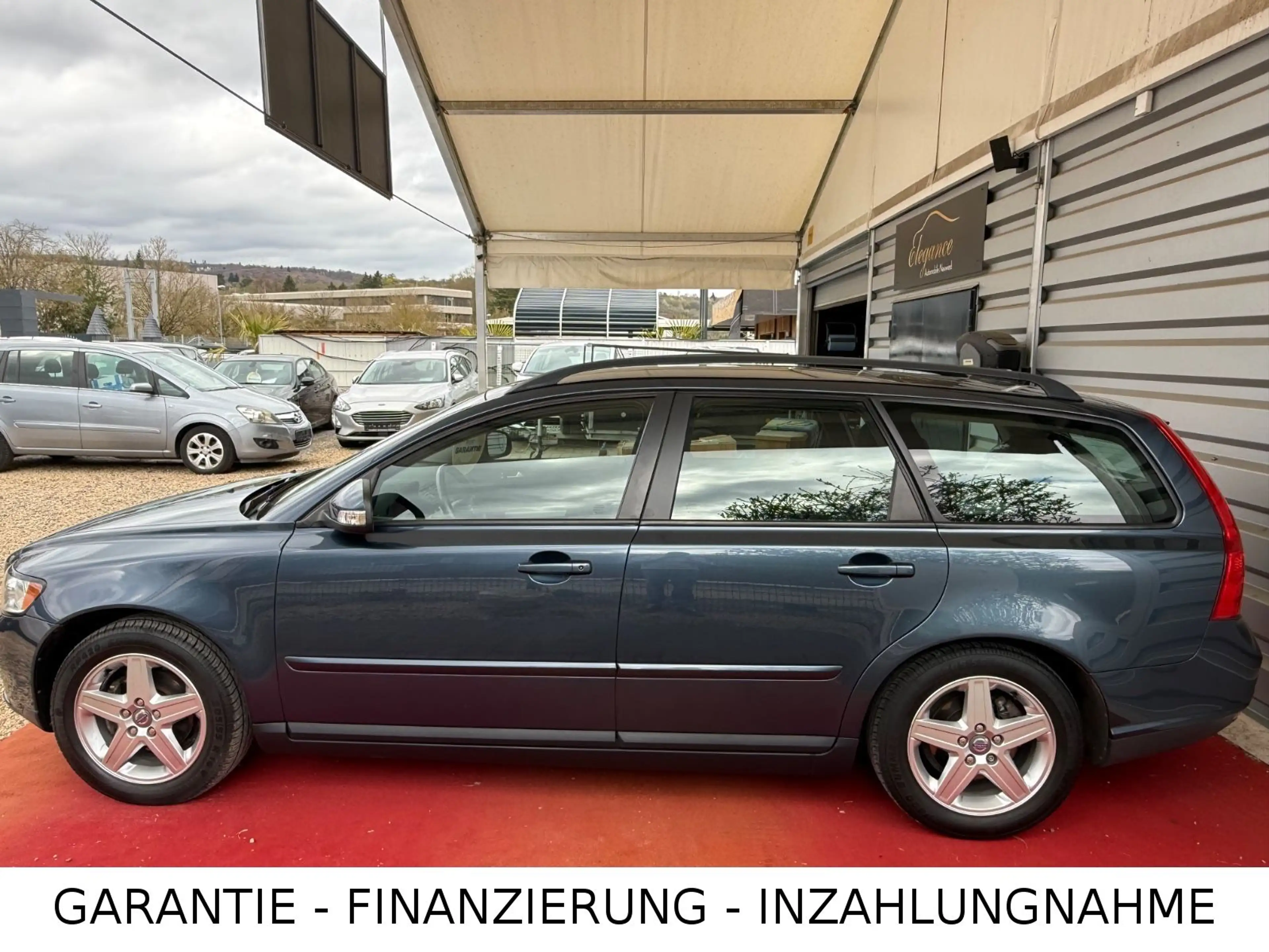 Volvo V50 Kombi 1.6 D /1.Hand/Scheckheft/*WENIG KM* — photo 6