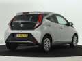 Toyota Aygo 1.0 VVT-i X-Play | Apple CarPlay | Android Auto | Gris - thumbnail 2