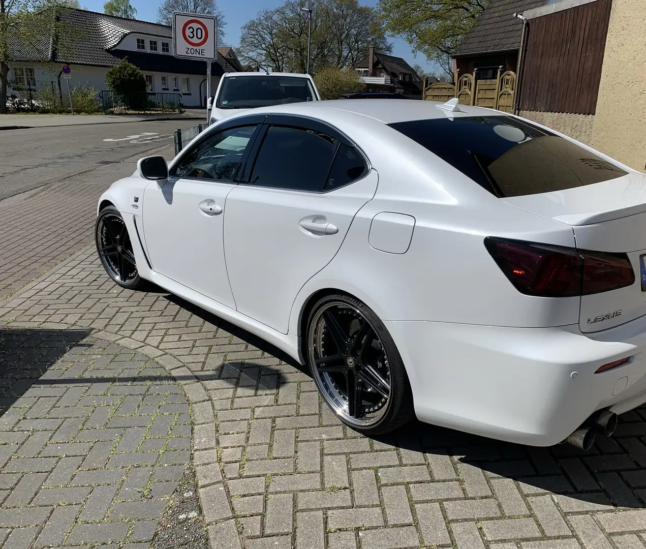 Lexus IS F 5L V8 + Ambiente Beleuchtung - 2