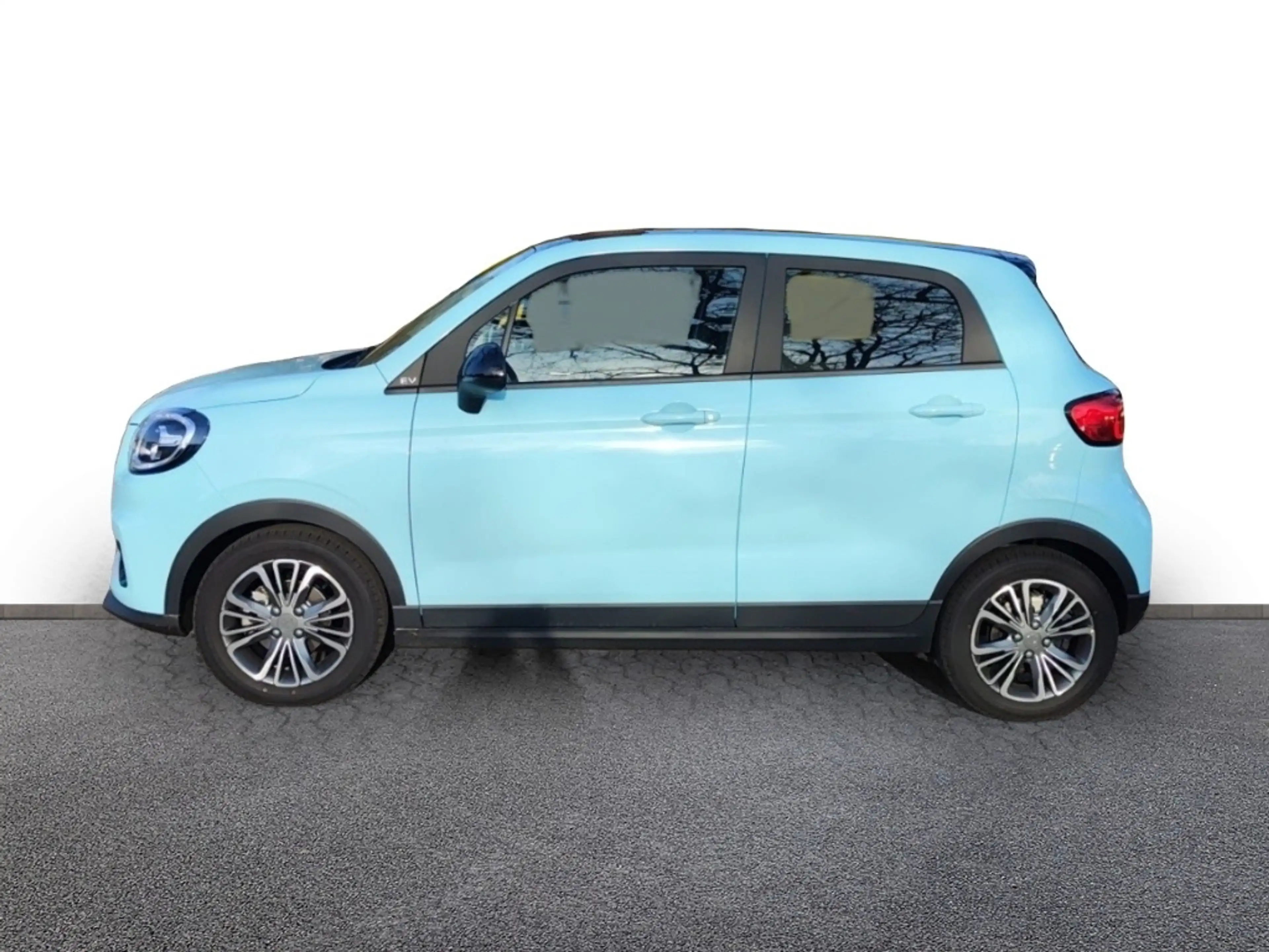 Leapmotor T03 RFK Panorama Keyless Navi Klimaautomatik PDC DAB S — photo 3