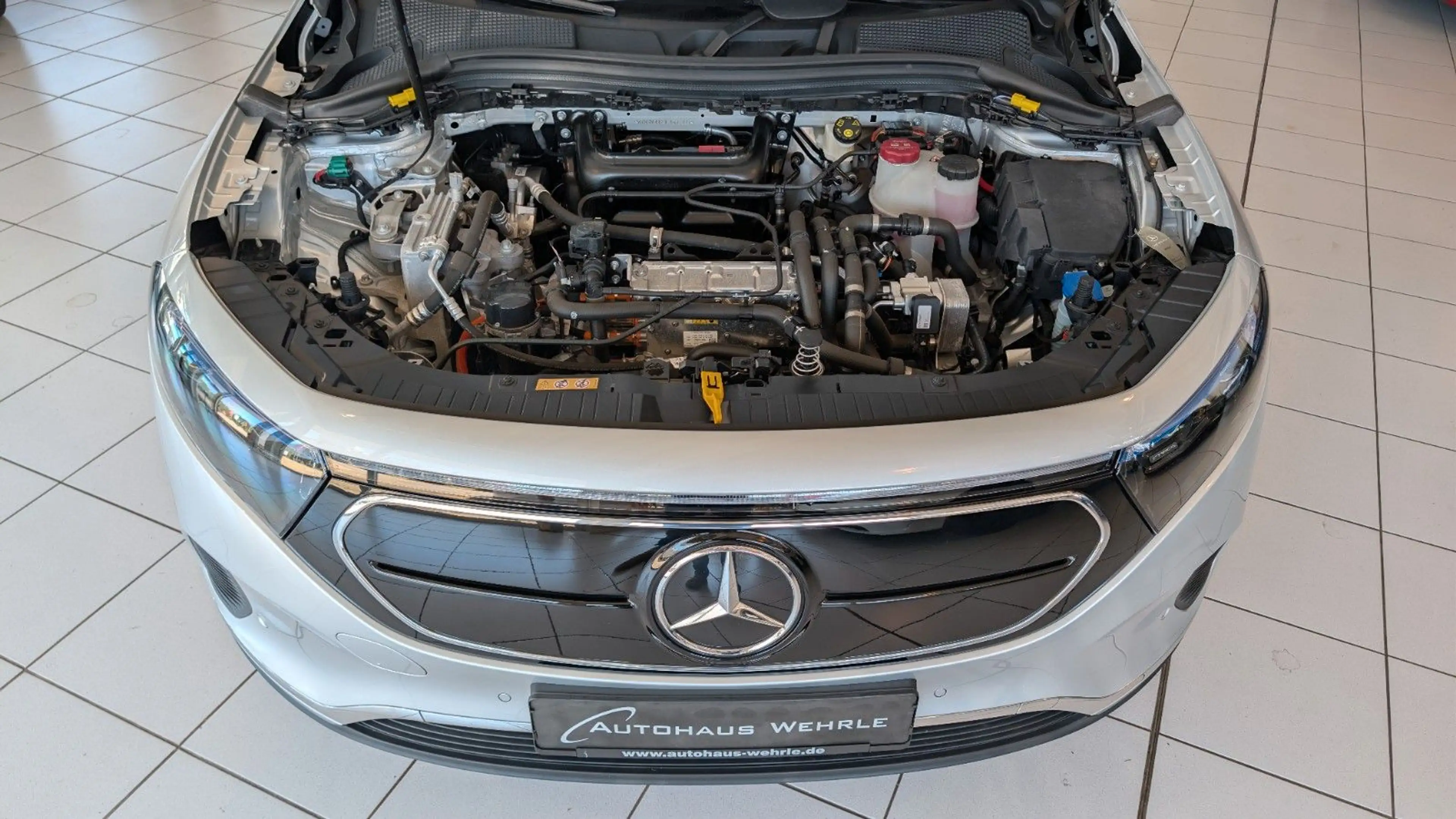 Mercedes-Benz EQA 250 Progressive *PDC*LED*SHZ*AHK*Wärmepumpe — photo 6