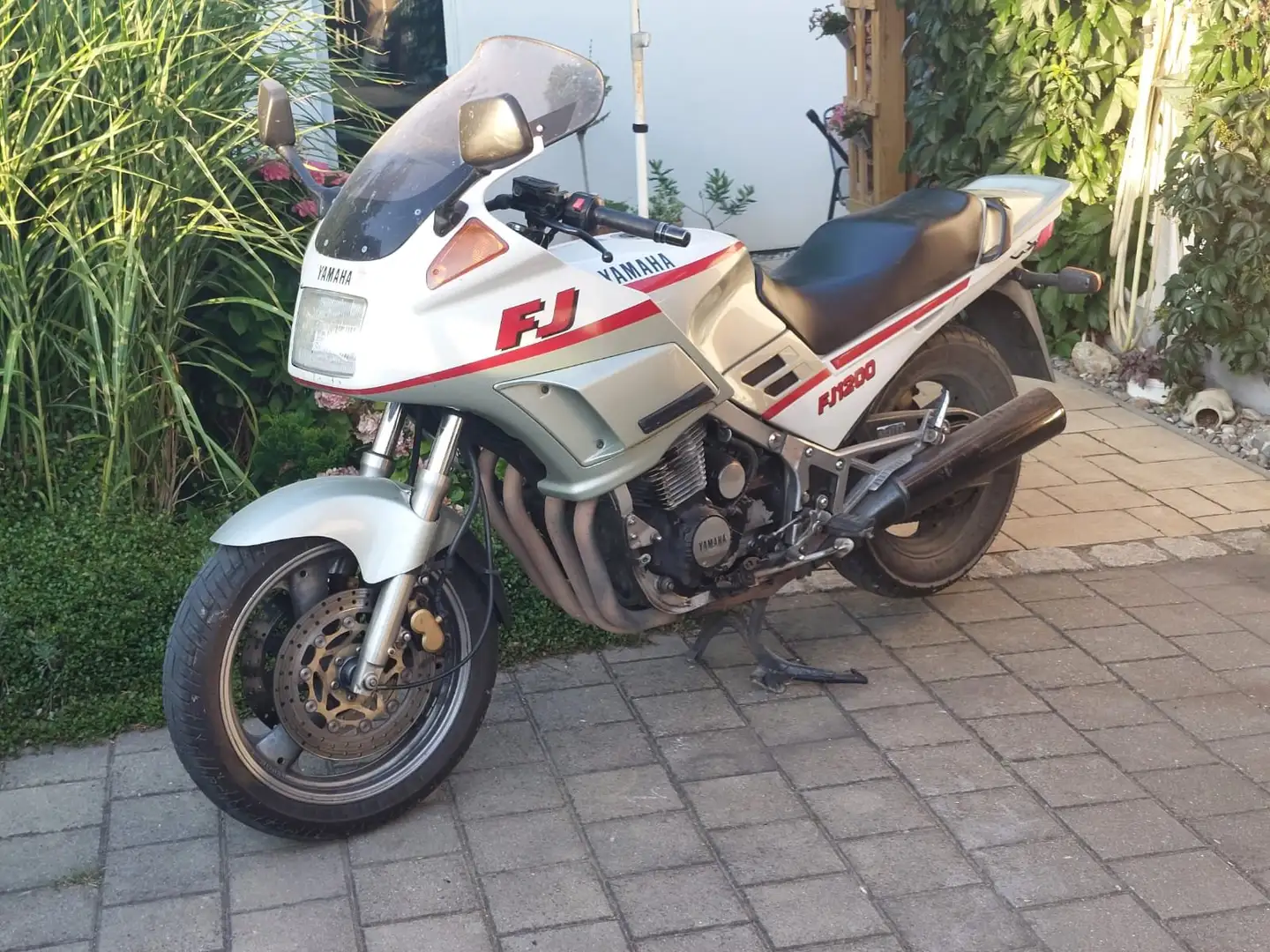 Yamaha FJ 1200 Wit - 1
