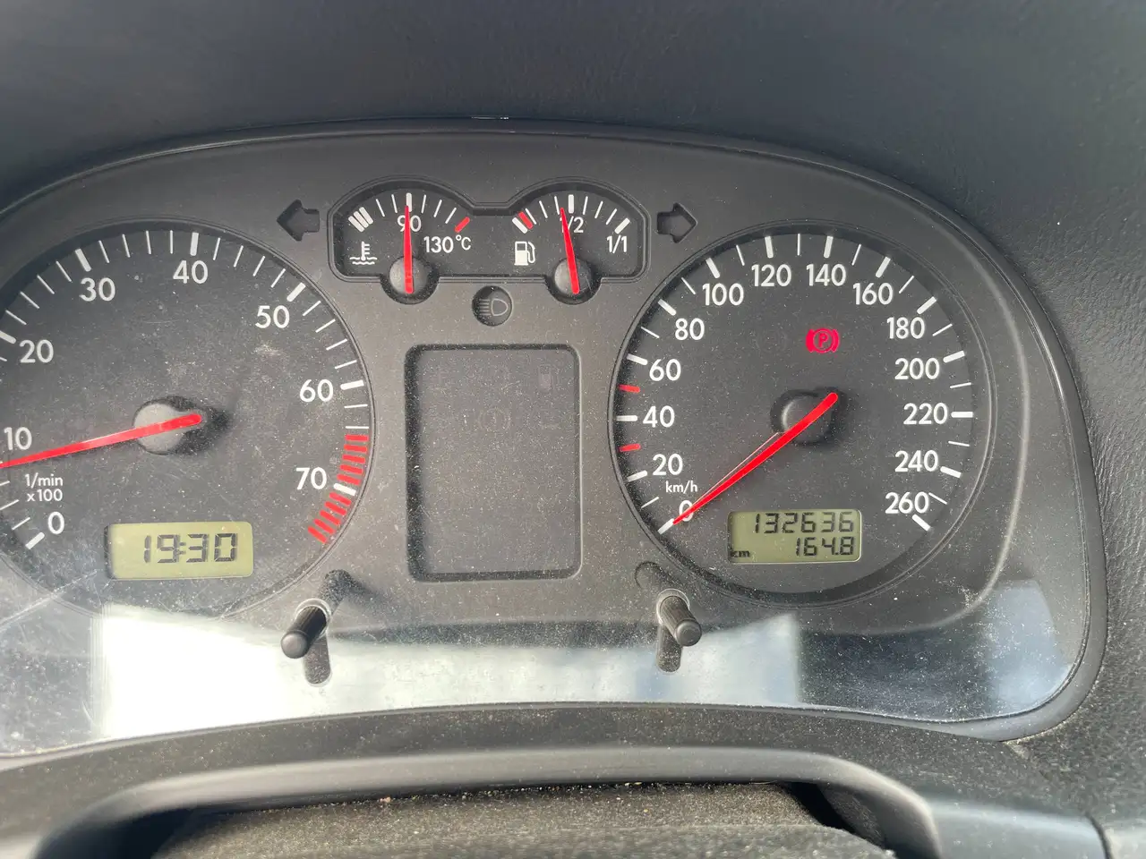 Volkswagen Bora 1.6 TÜV/Service/Zahnriemen NEU 09/2028, foto 10