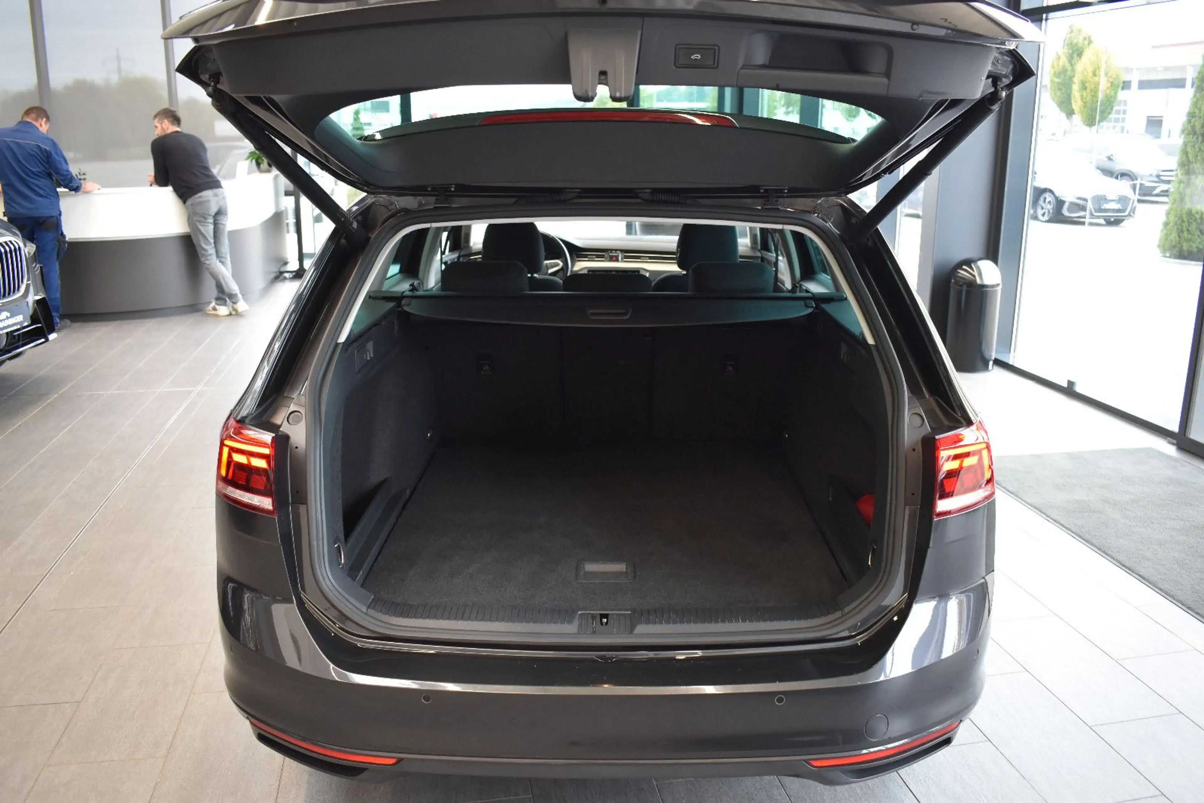 Volkswagen Passat Variant 2.0TDI DSG LED~ACC~RFKamera~DAB — photo 12