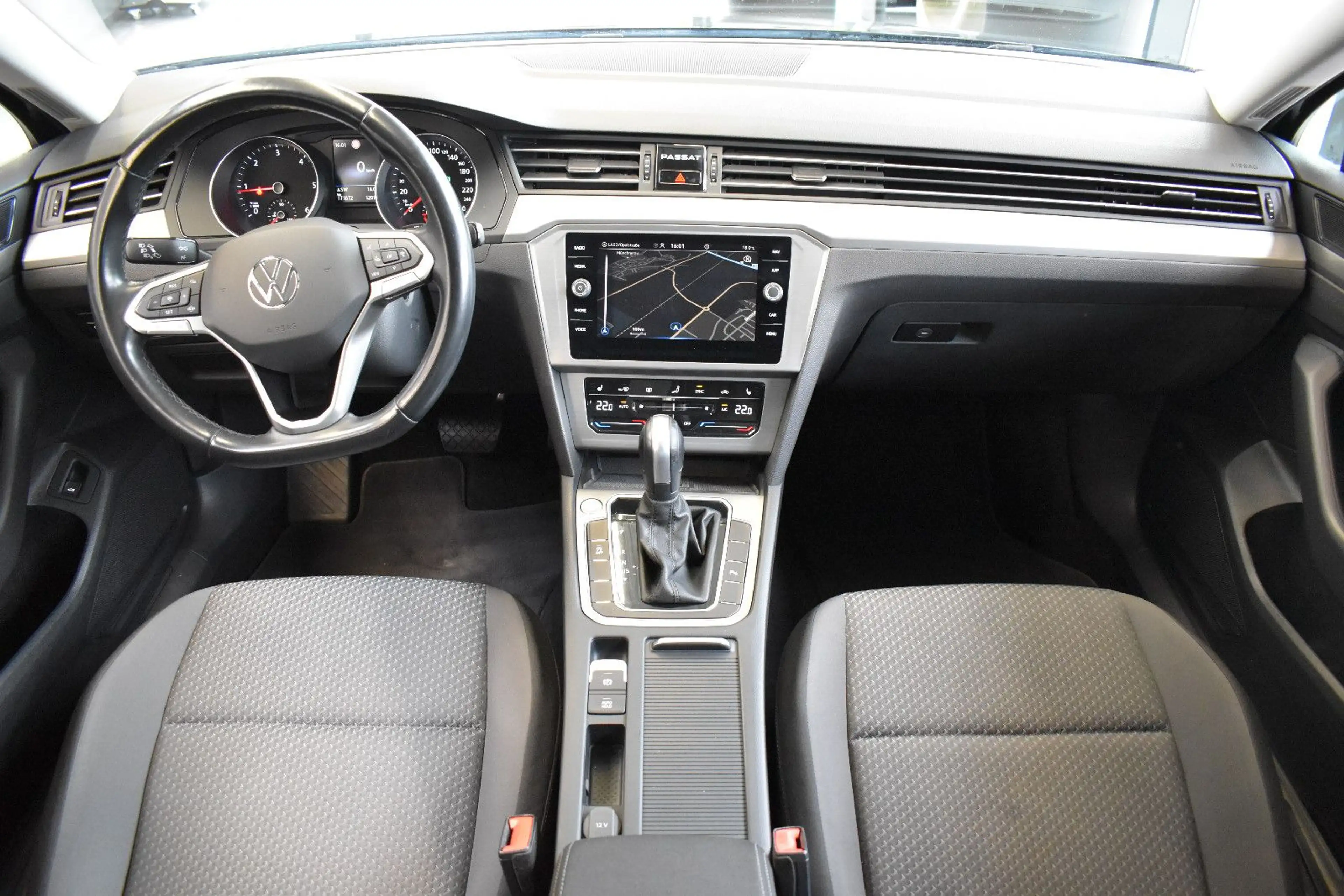 Volkswagen Passat Variant 2.0TDI DSG LED~ACC~RFKamera~DAB — photo 3