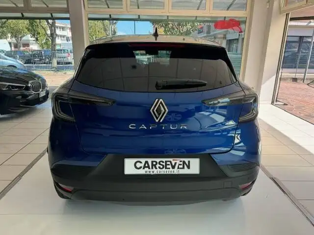 Renault Captur view 3