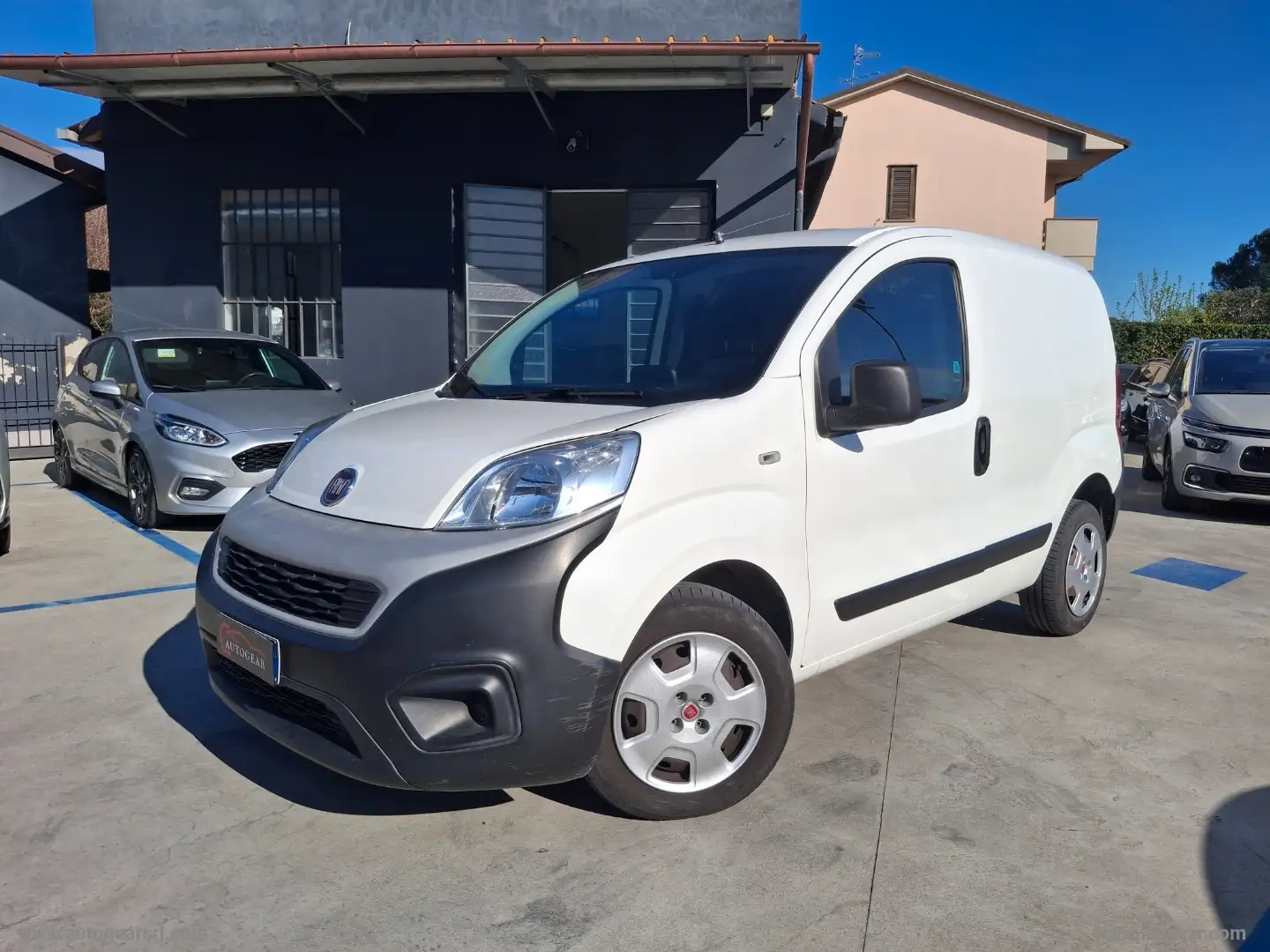 Fiat Fiorino 1.3 MJT 95CV Cargo 2021 Weiß - 1