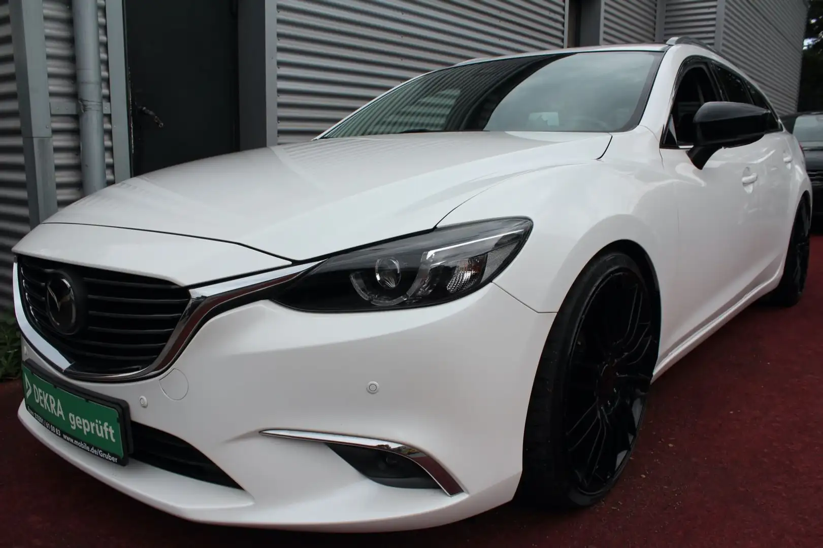 Mazda 6 KOMBI KIZOKU INTENSE KLIMA SD NAVI PDC 20.ZOLL Weiß - 1