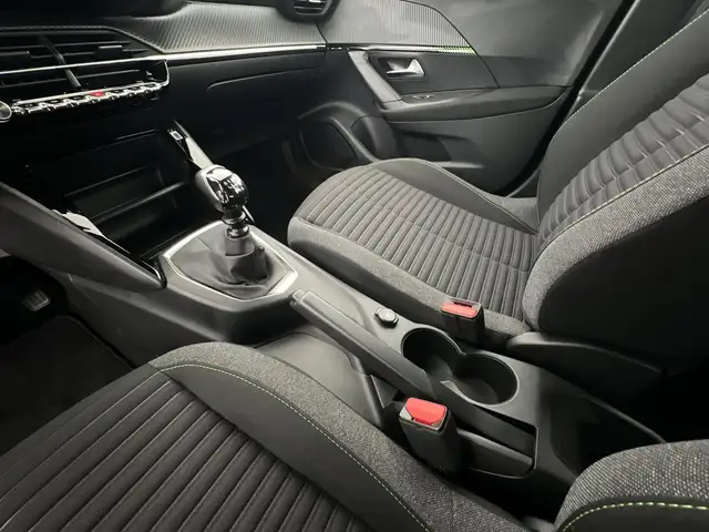 Peugeot 2008 view 14