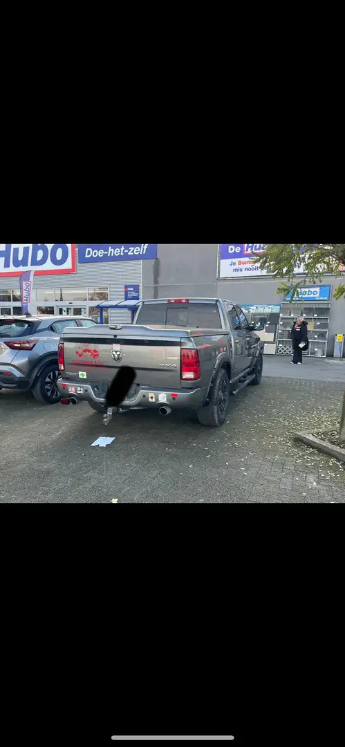 Dodge RAM 1500 Hemi Vert - 2