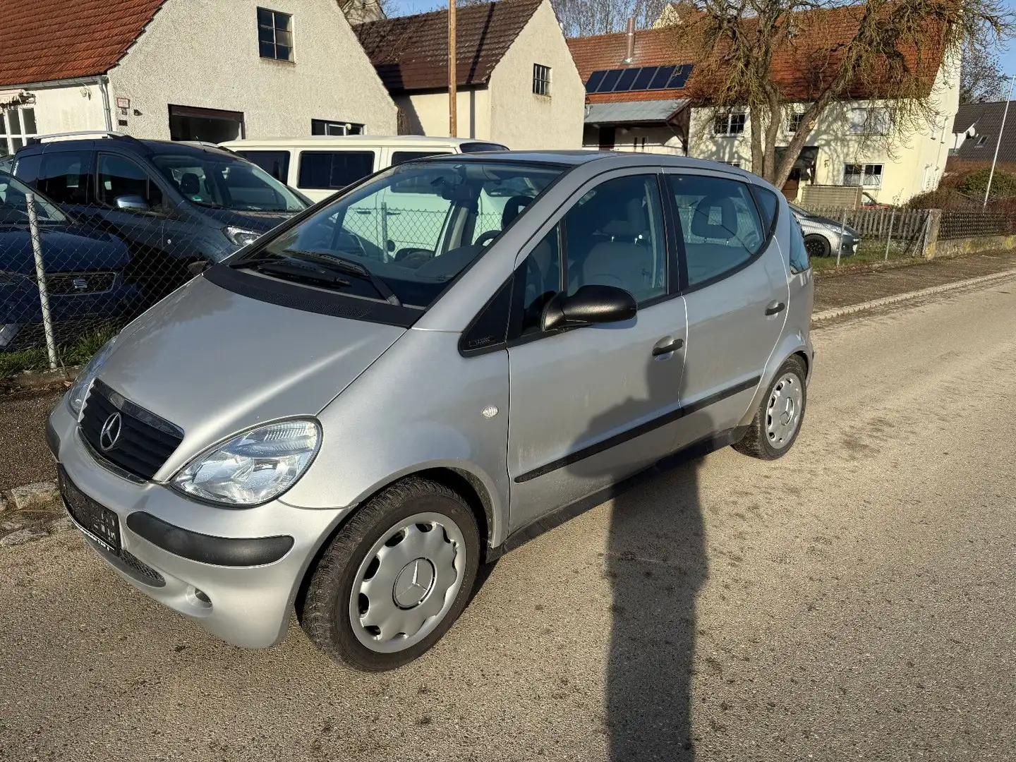 Mercedes-Benz A 160 CLASSIC Lang, Halbautomatik Silber - 2
