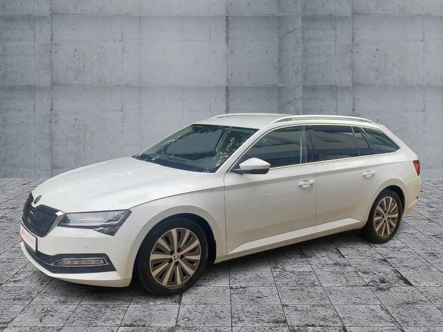 Skoda Superb Combi 2.0 TSI DSG STLYE MATRIX+NAVI+AHK Weiß - 2