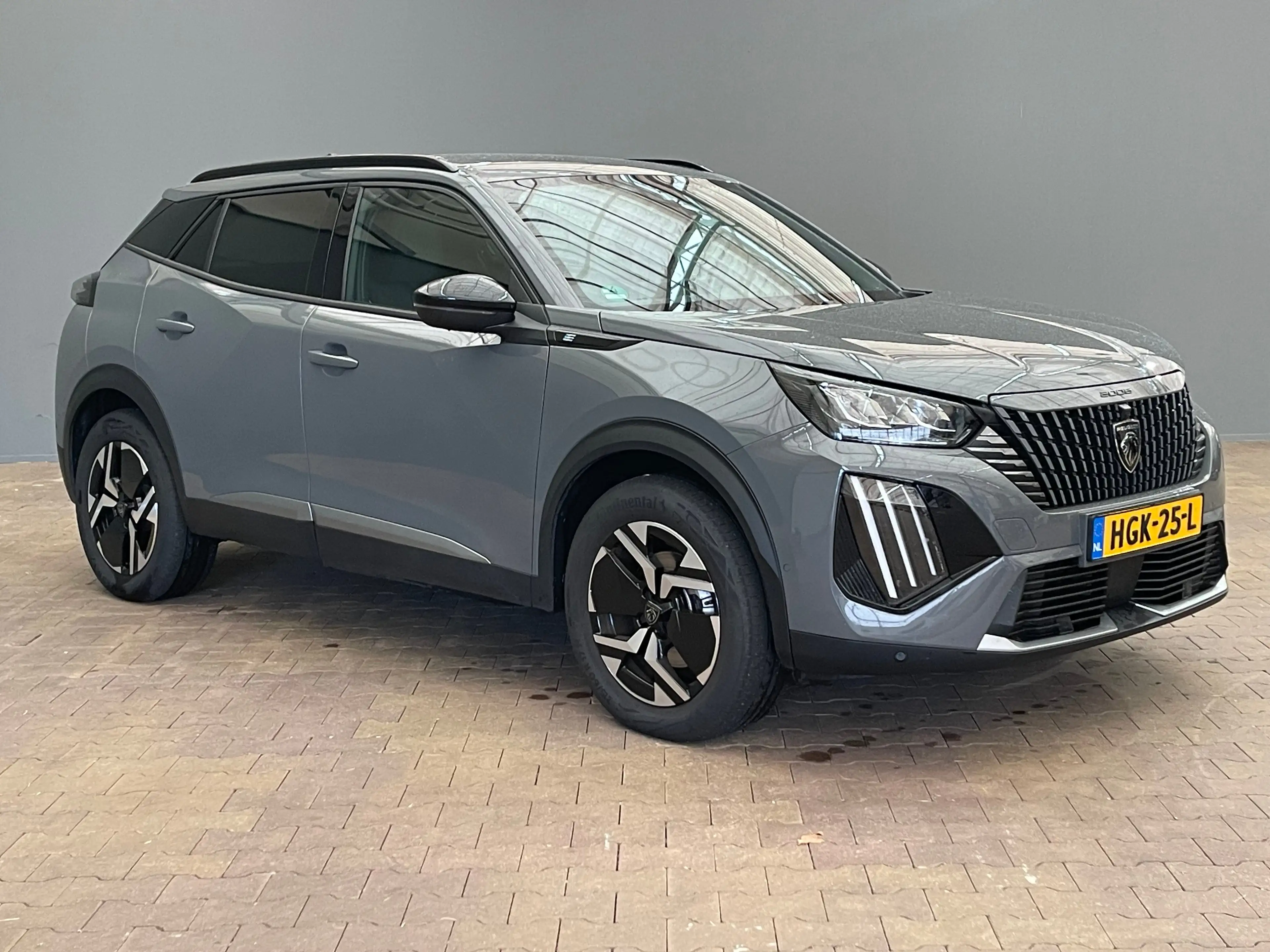 Peugeot e-2008 EV Allure Avantage 54 kWh Climate | Cruise | Navig — photo 6