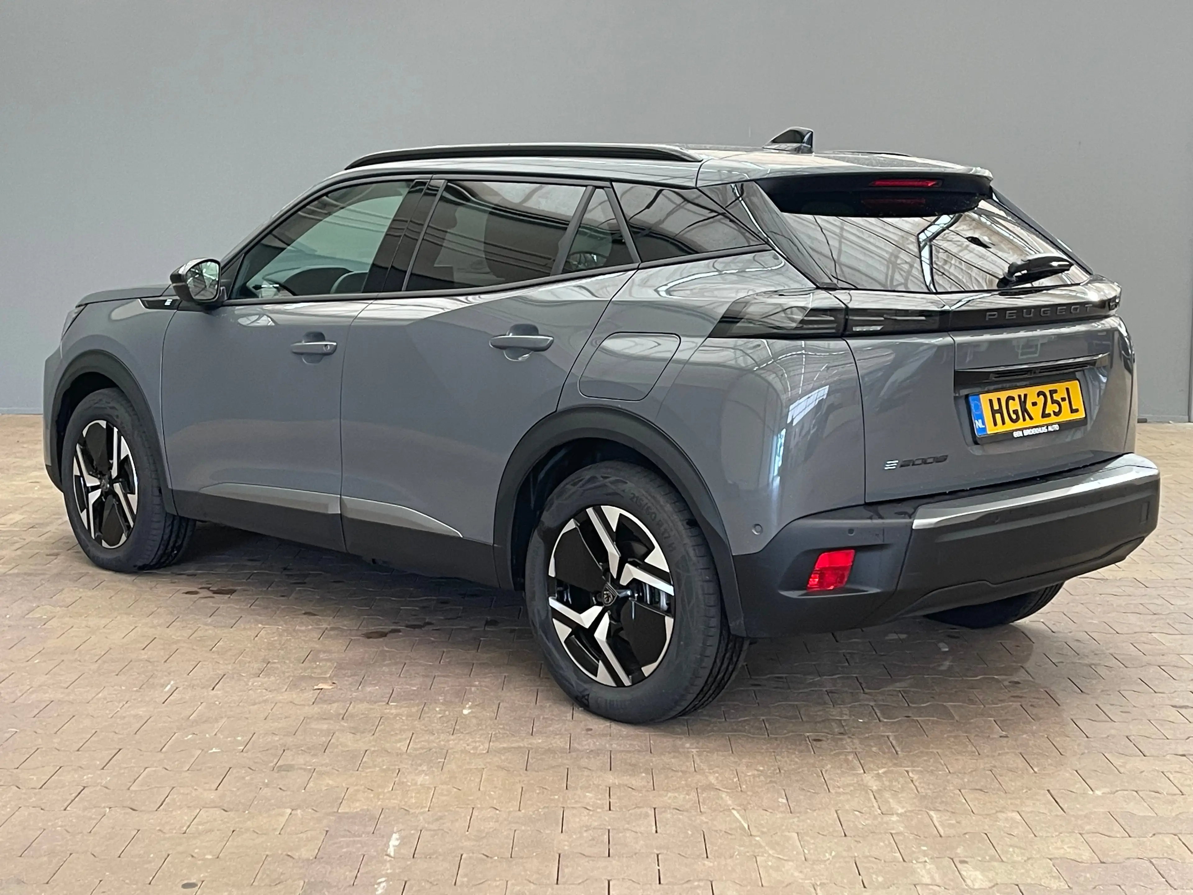Peugeot e-2008 EV Allure Avantage 54 kWh Climate | Cruise | Navig — photo 9