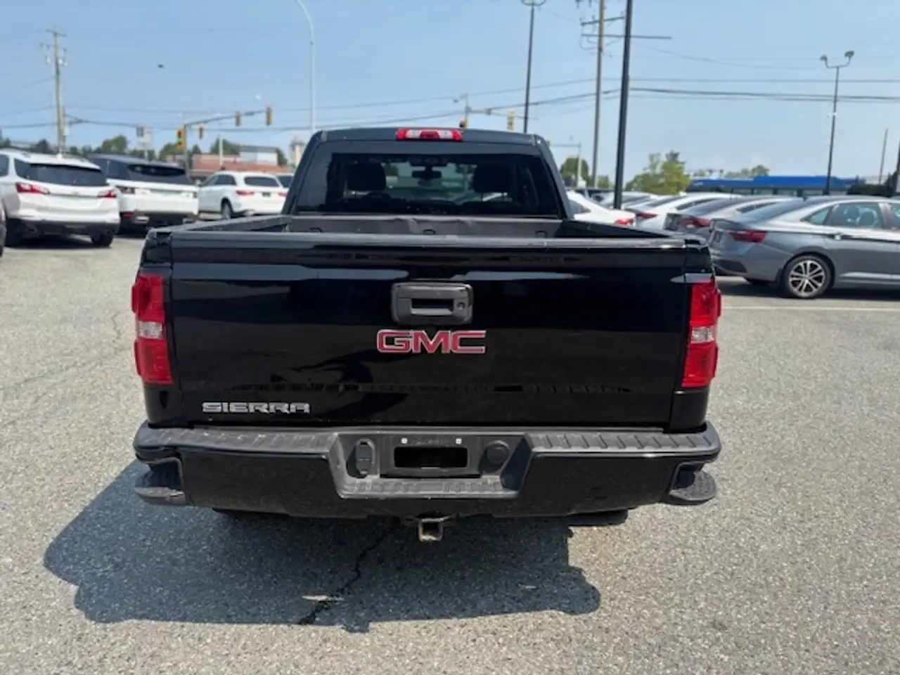GMC Sierra 1500 photo GMC Sierra 1500