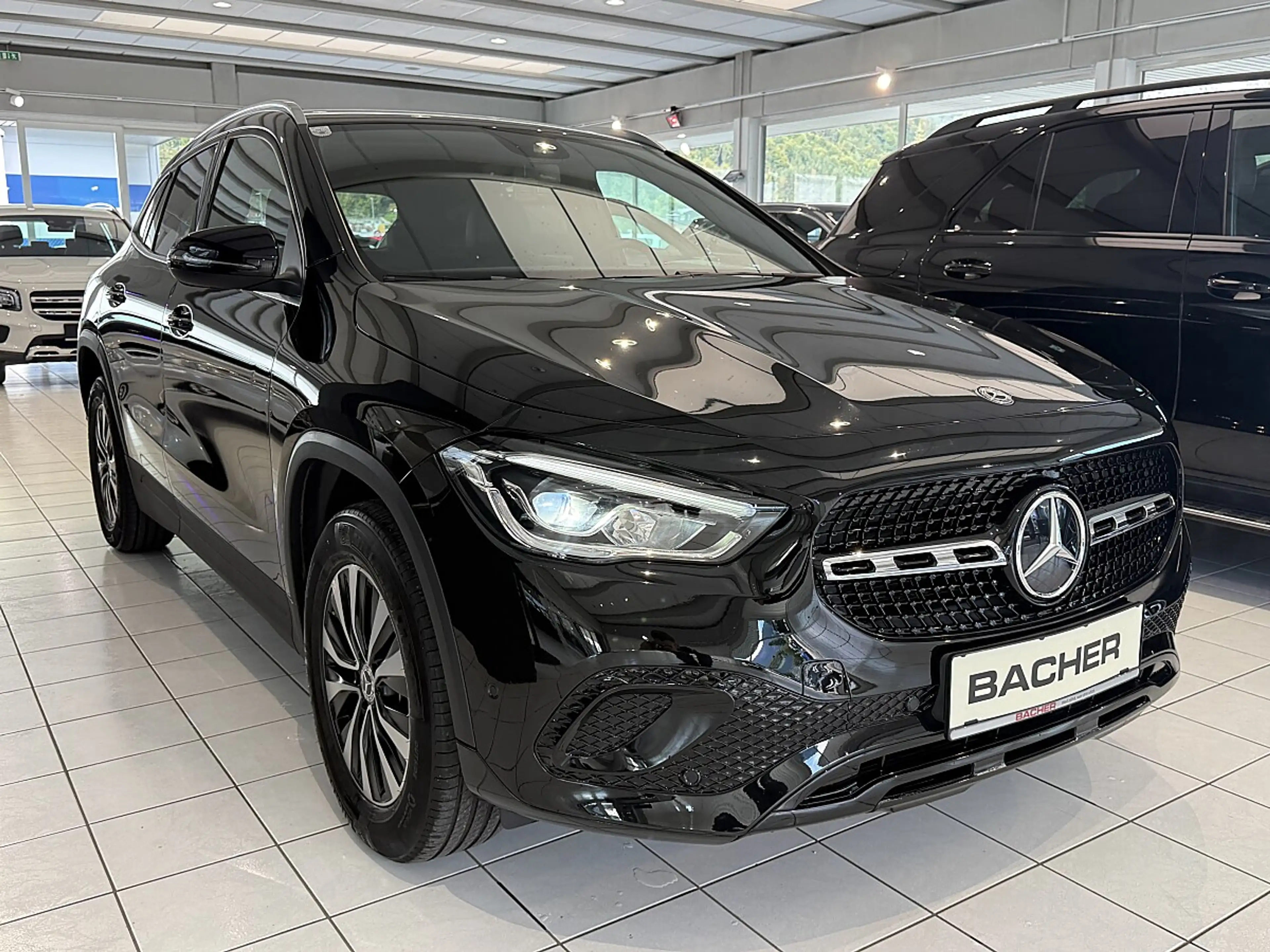 Mercedes-Benz GLA 200 d Aut. — photo 9
