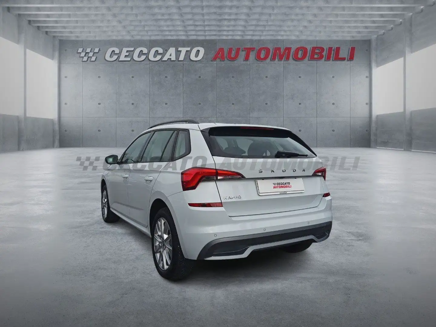 Skoda Kamiq Kamiq 1.0 tsi Ambition 95cv Blanc - 2