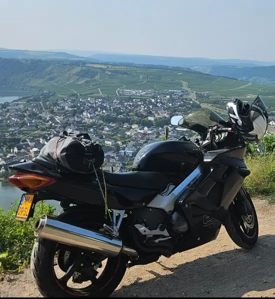Honda VFR 800 - foto 2