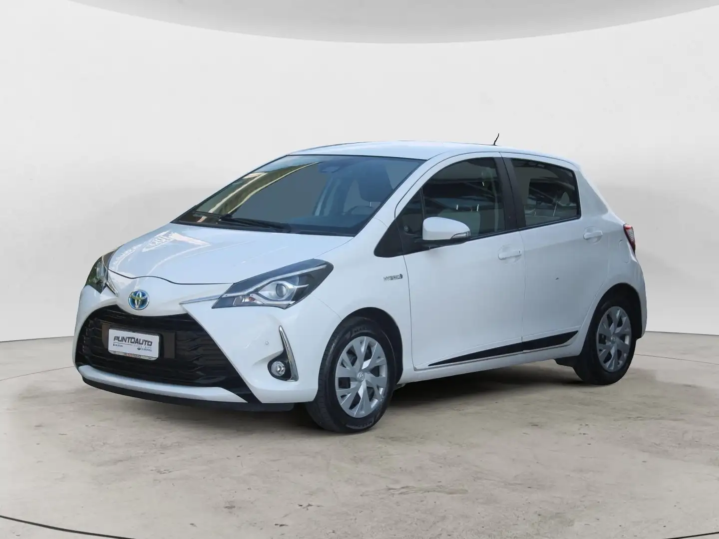 Toyota Yaris 1.5 Hybrid 5 porte Active Blanc - 1