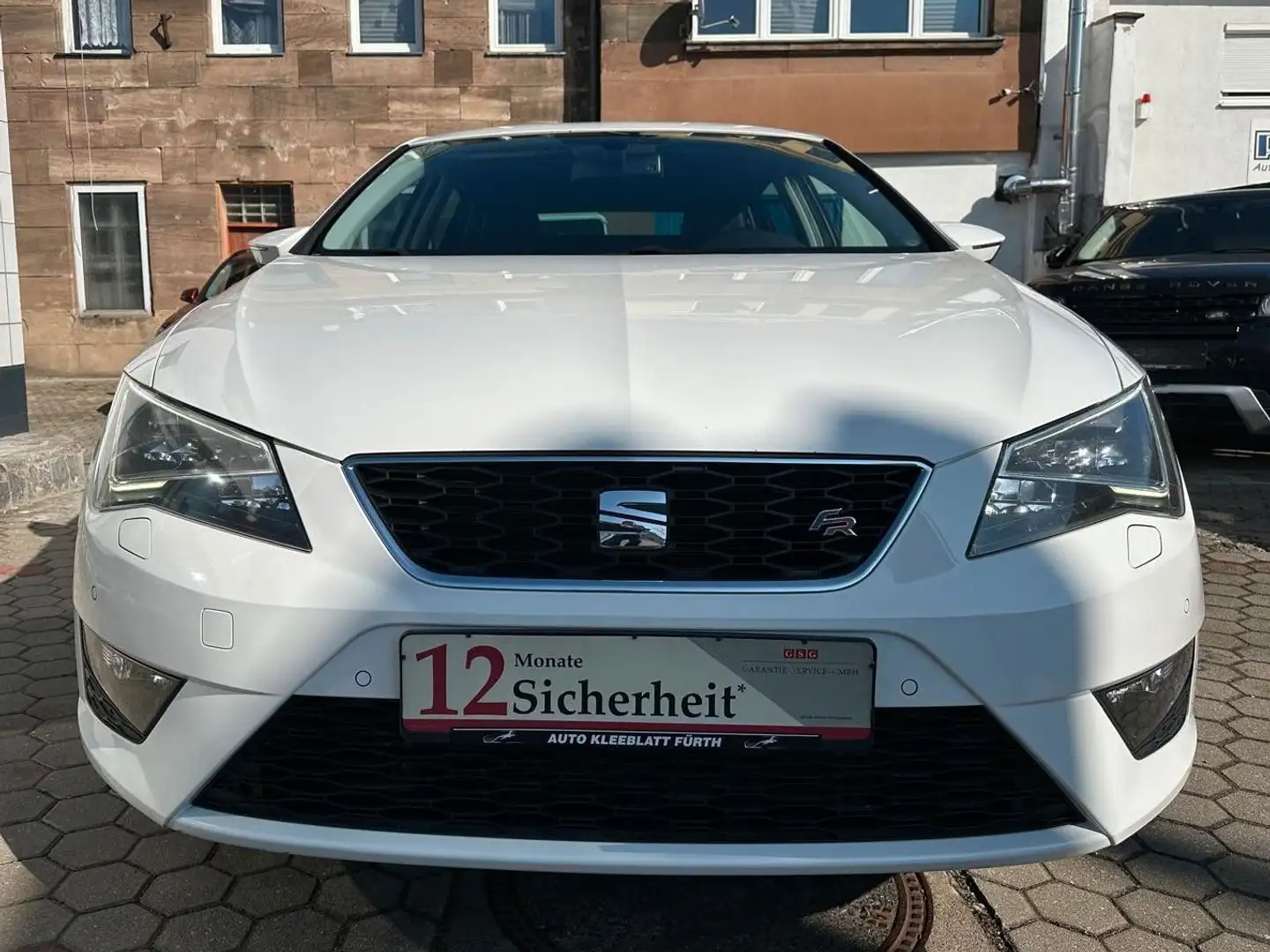SEAT Leon FR/DSG/FullLink/NAVI/Kam./SHZ/TEMP/8-Fach/ Weiß - 2