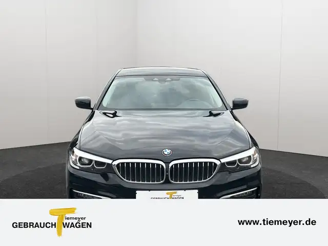 BMW 5 Series view 2