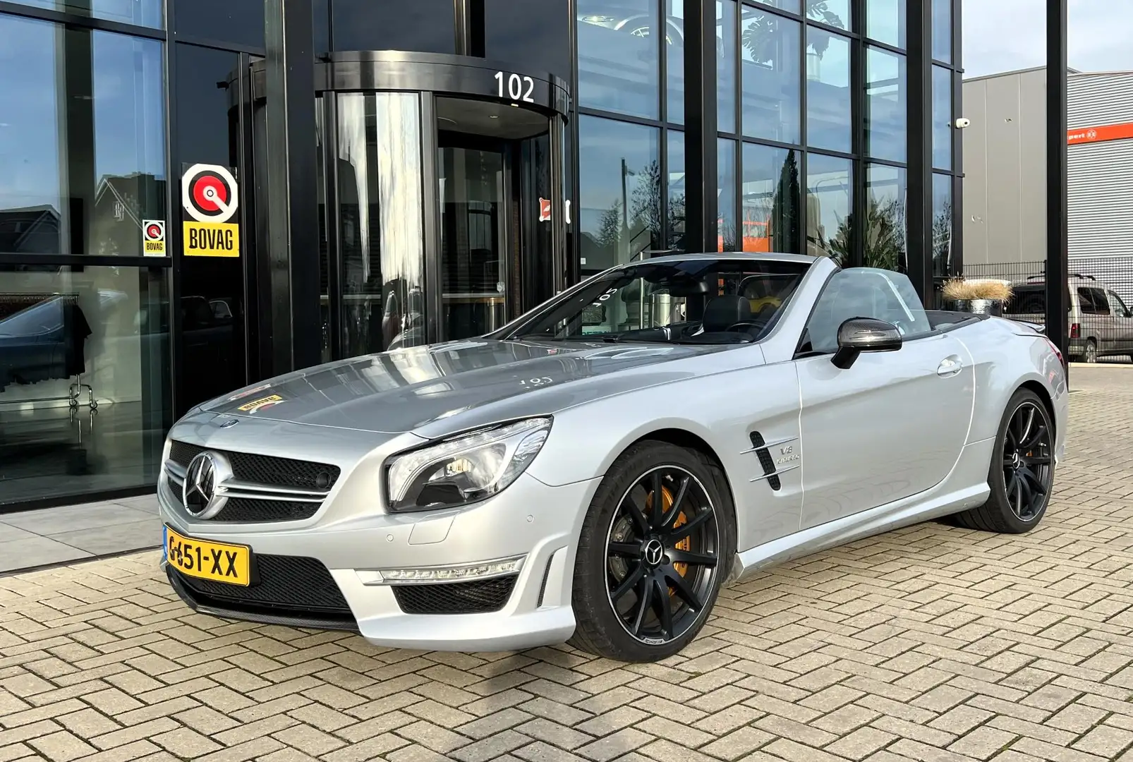 Mercedes-Benz SL 63 AMG Performance Grijs - 1