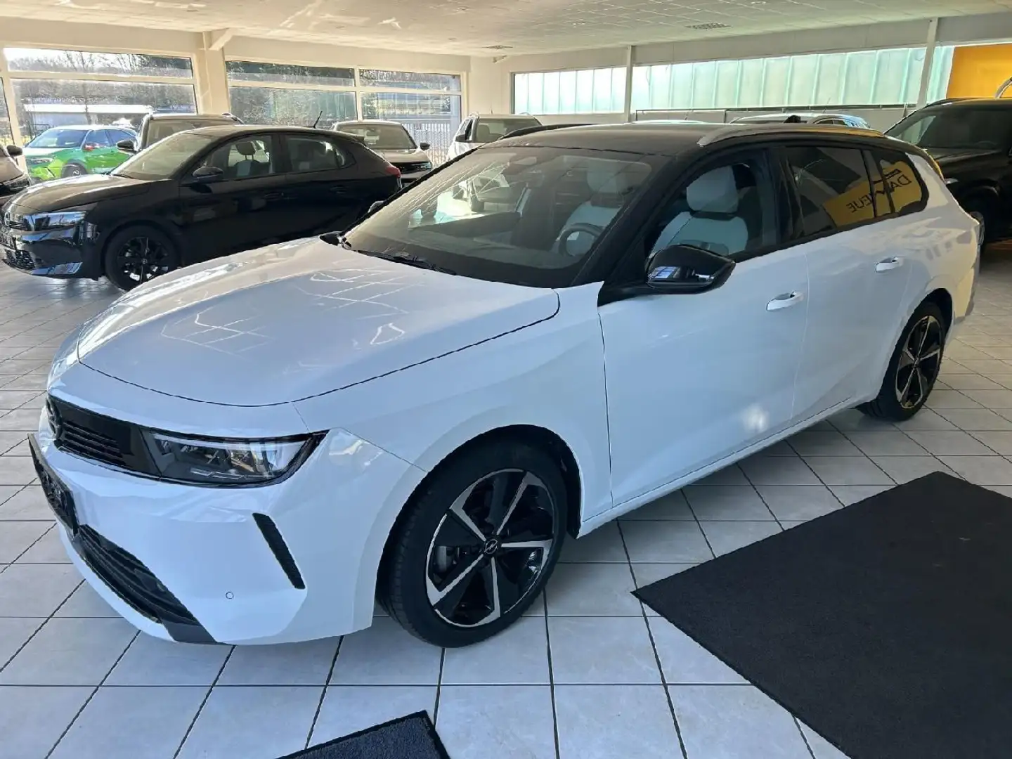 Opel Astra L Sports Tourer Elegance Weiß - 1