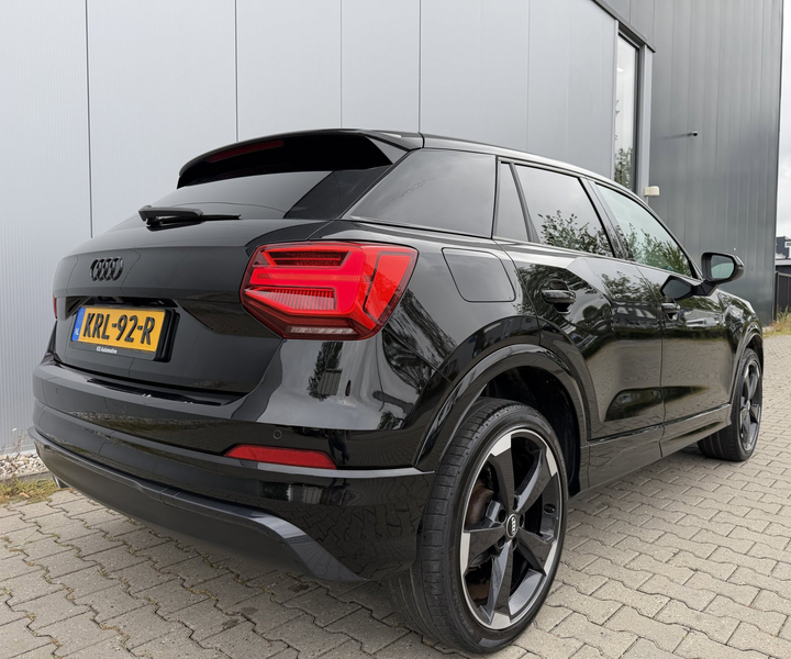 Audi Q2 35 TFSI S-LINE 150PK CoD Sport Edition #2 LED Virt — photo 32