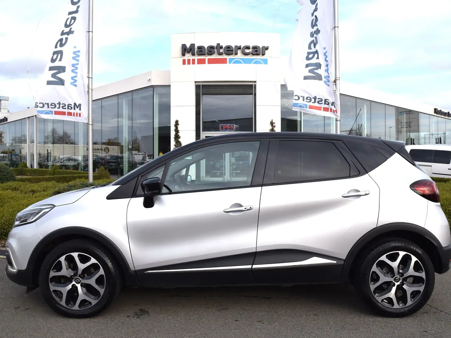 Renault Captur 1.33 TCe Intens EDC GPF (EU6c) Argent - 2