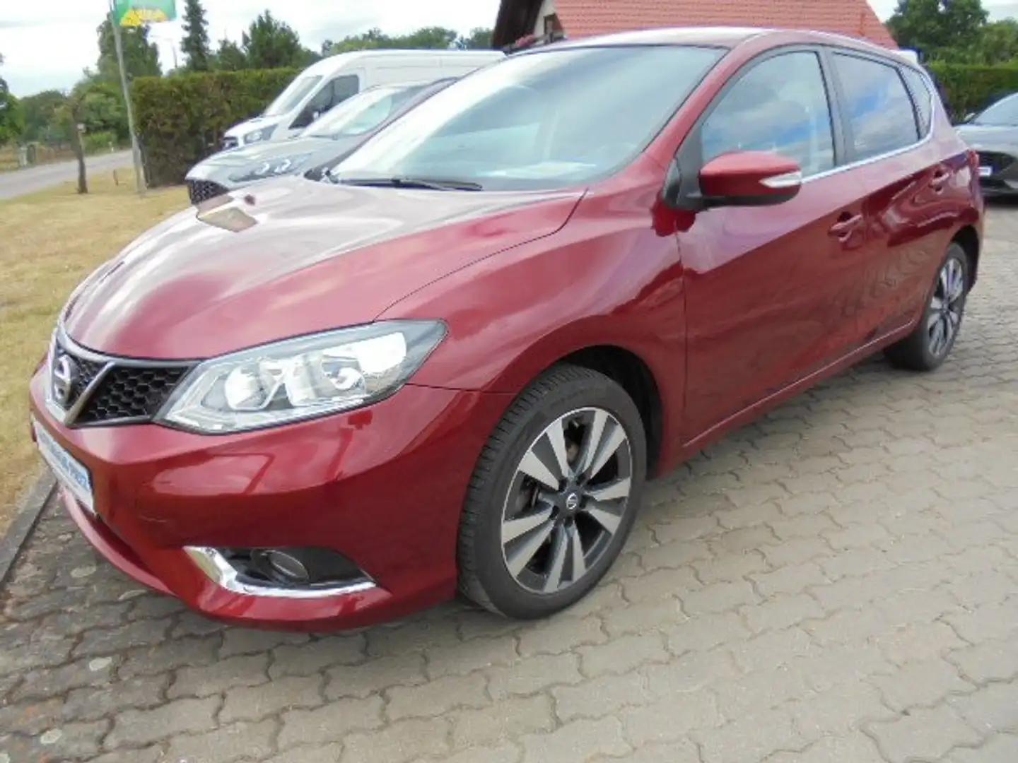 Nissan Pulsar 1.2 DIG-T N-Connecta Rot - 1