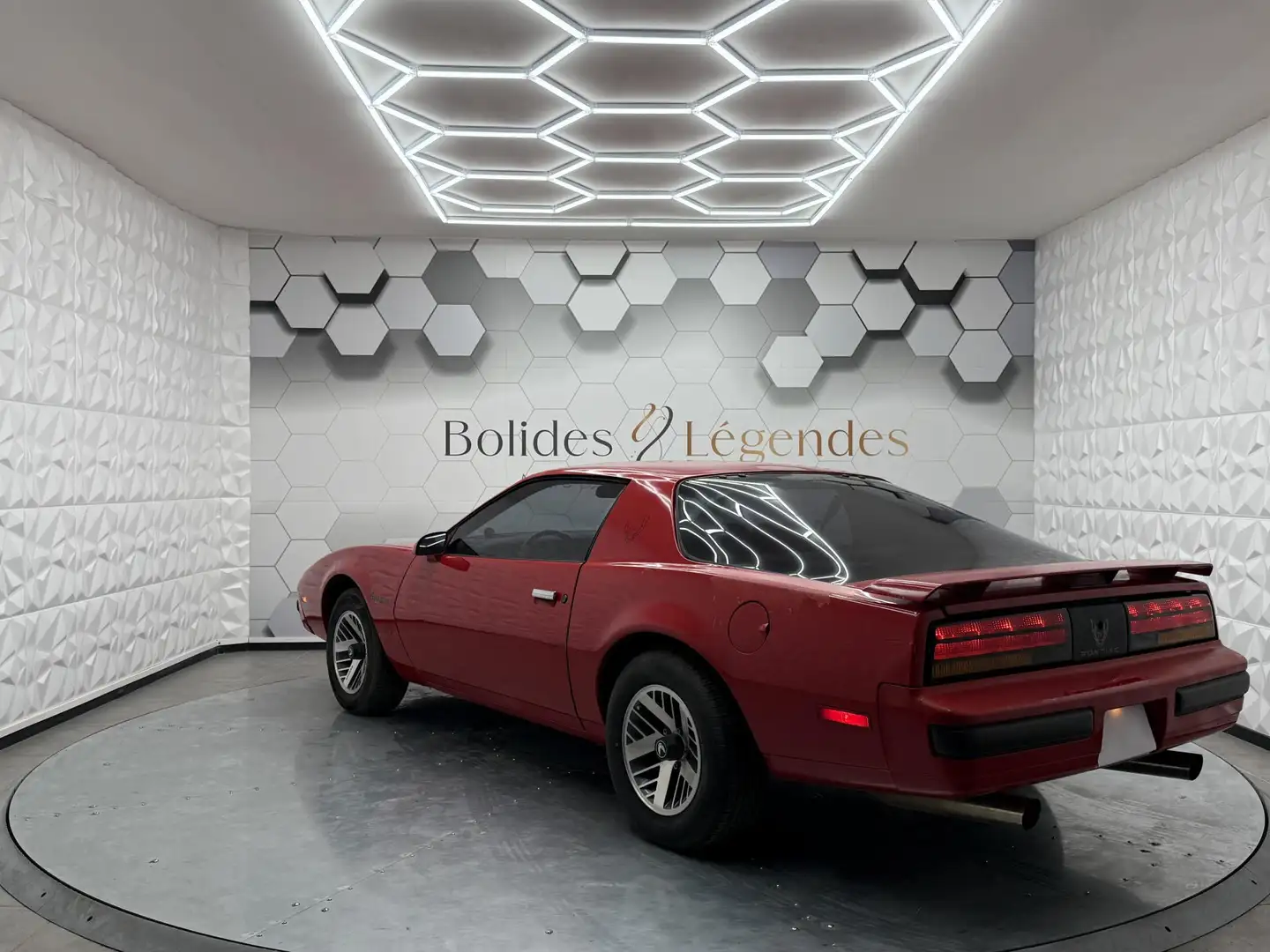 Pontiac Firebird Coupé 3.4 V6 BVM5 Rot - 2