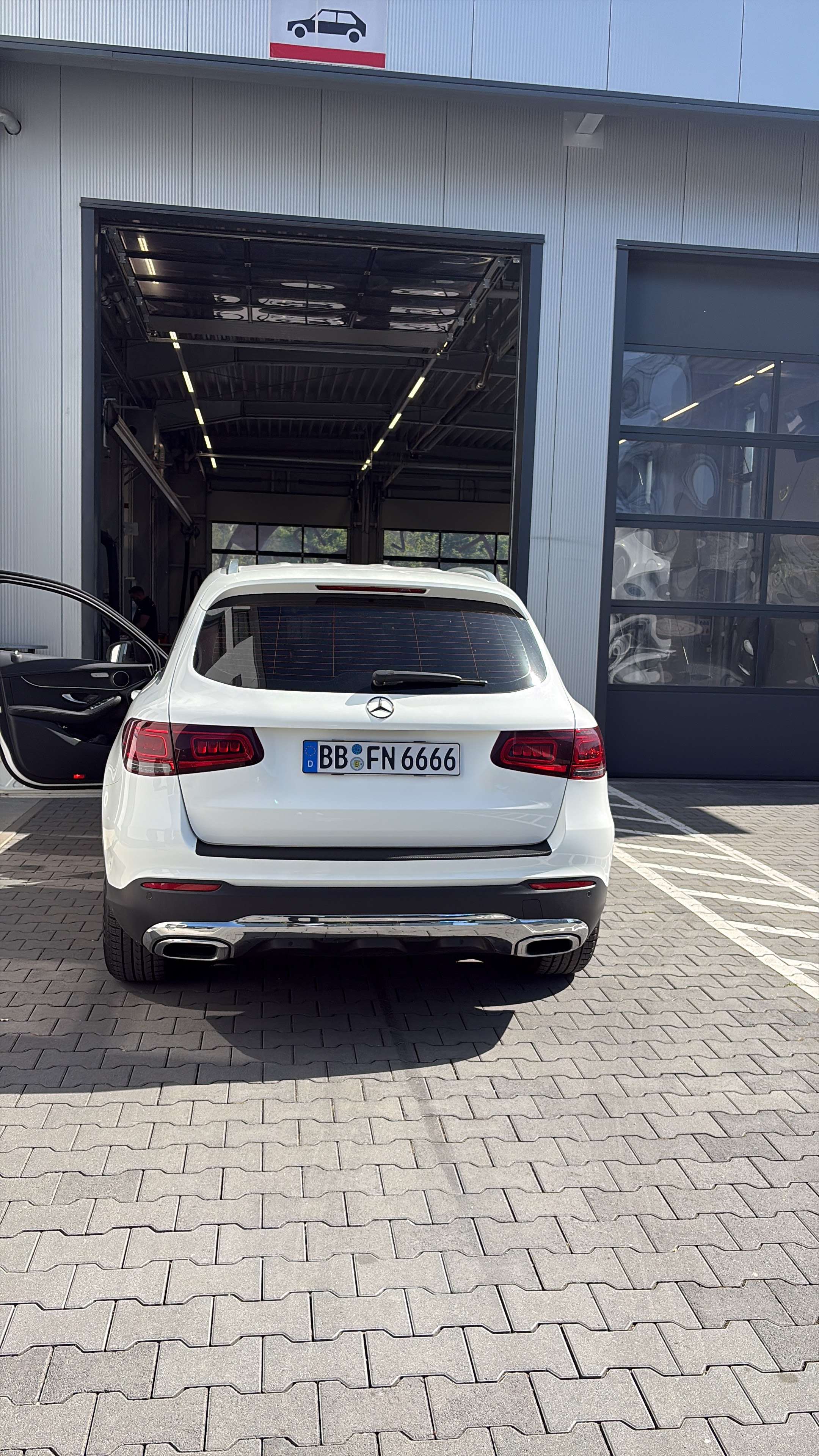 Second hand Mercedes Benz Glc-Class 200