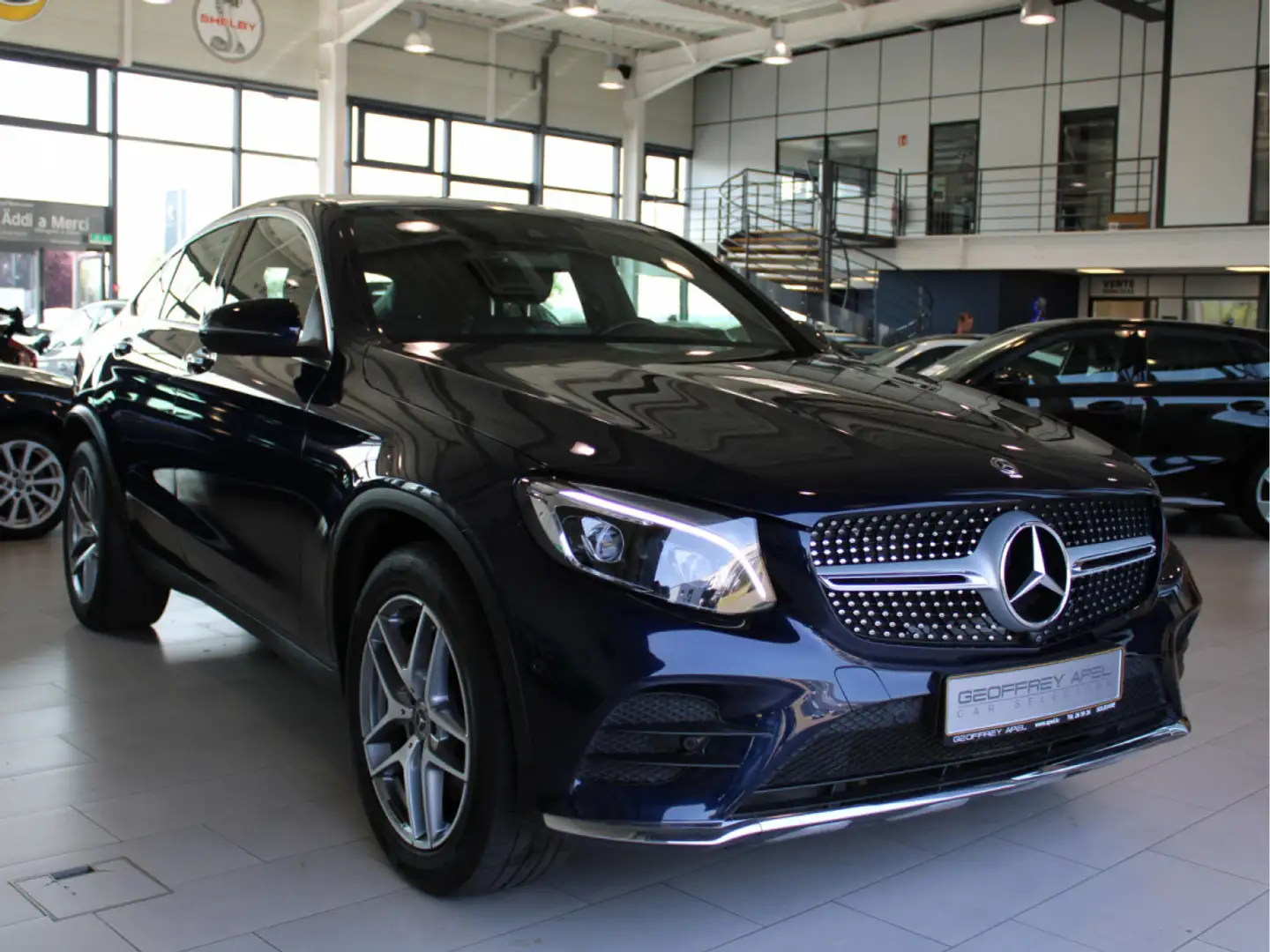 Mercedes-Benz GLC 250 4 MATIC COUPE AMG LINE PANO CUIR NAVI 1 HAND Bleu - 1