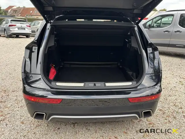 DS Automobiles DS 7 Crossback view 12