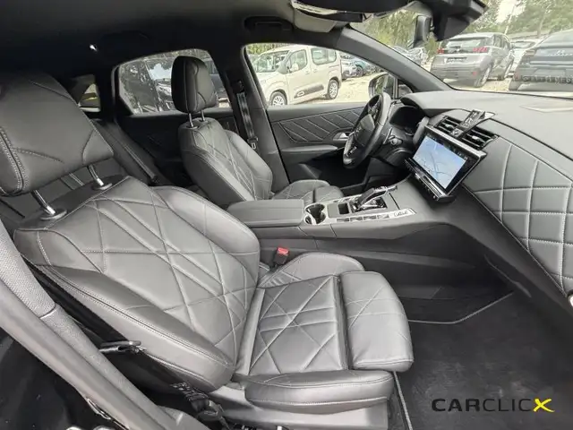 DS Automobiles DS 7 Crossback view 10