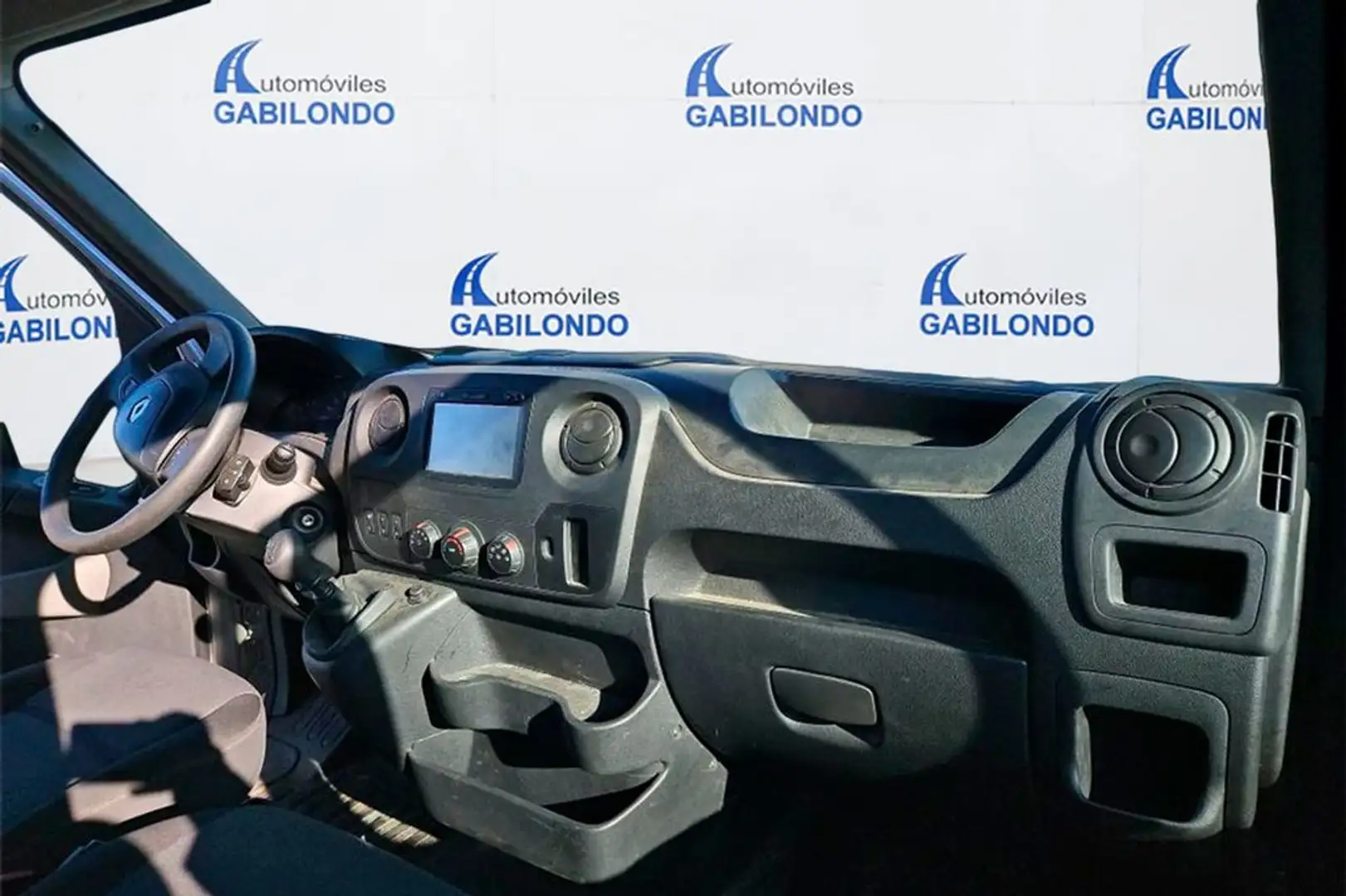 Renault Master 2.3dCi L1H2 Gris - 2