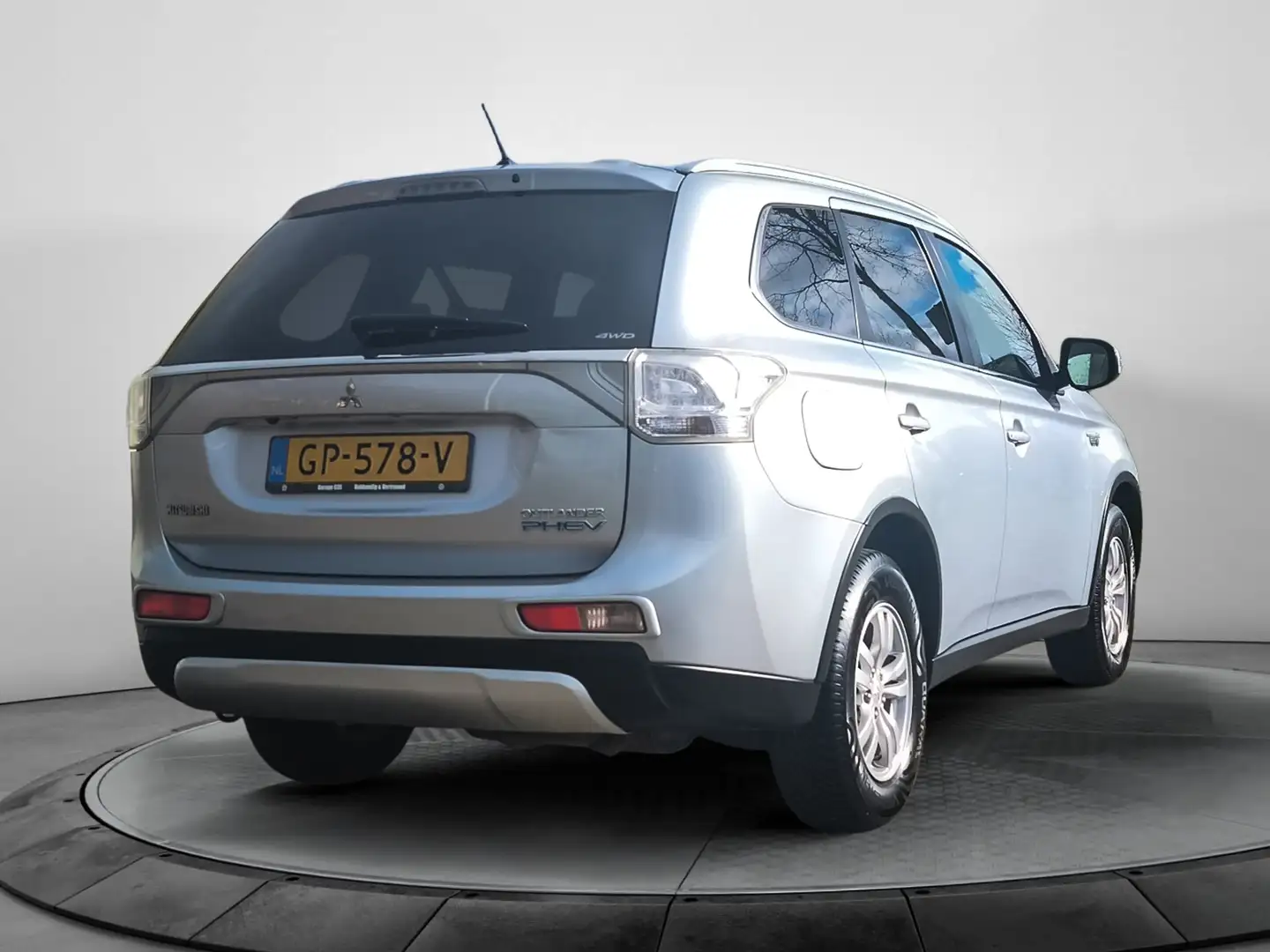 Mitsubishi Outlander 2.0 PHEV Business Edition X-Line (122 PK) Keurig-O Szürke - 2