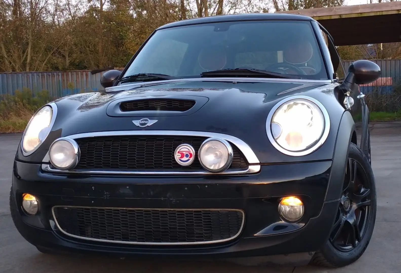 MINI Cooper S 1.6i Mayfair Zwart - 1