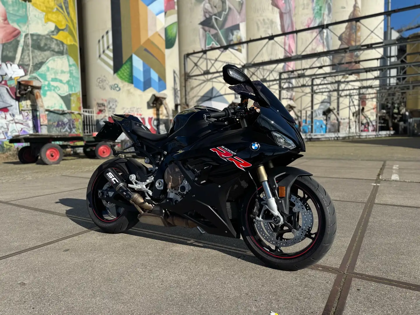 BMW S 1000 RR uit 2023 (3.000 km) met fabrieksgarantie Černá - 2